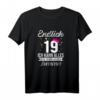 19. Geburtstag Mädchen Frau T-Shirt - Lustiges Design mit Krone, Herzen und großer Zahl für den besonderen 19. Geburtstag