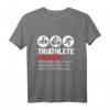 Triathlet T-Shirt - Für Sportler, die an ihre Grenzen gehen | Perfektes Geschenk für Triathleten zu Geburtstag, Weihnachten oder Wettkampf