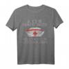 Krankenschwester T-Shirt mit Schwesternhaube & lustigem Spruch – Perfektes Geschenk für Pflegepersonal & Party-Outfit