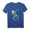 Skillet Totenschädel T-Shirt mit Dabbing Pose – Lustiges Halloween Kostüm & Geschenk für Dabbing Liebhaber, Familie & Medizinisches Personal