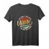 Herren T-Shirt für Onkel & Patenonkel - Lustiges Retro Vintage Geschenk mit Spruch 'Der Mann der Mythos der schlechte Einfluß' für Geburtstag & Weihnachten
