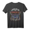 Leveled Up To Uncle Est 2022 - Lustiges Gaming T-Shirt als Geschenk für neue Onkel, Verlobte & Junggesellinnenabschied