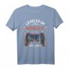 Leveled Up To Uncle Est 2022 - Lustiges Gaming T-Shirt als Geschenk für neue Onkel, Verlobte & Junggesellinnenabschied