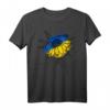 Ukrainisches Mädchen T-Shirt - Klassisch geschnitten mit doppelt genähtem Saum, ideal für Support und Kultur
