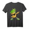 Ananas Sonnenbrille Sommer Urlaub T-Shirt - Lustiges Hawaii & Surfer Motiv für Strand & Tropen