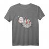 Wolliges Schaf mit Herz - Lustiges Schäfchen T-Shirt mit Humor, Cartoon Design für Kinder, Damen & Herren