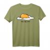 Gudetama Lazy Egg Pose T-Shirt – Offiziell lizenzierte Sanrio Bekleidung für Fans und Sammler