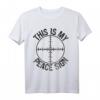 Lustiges Pro-Gun T-Shirt mit Zielfernrohr und Motiv „This is My Peace“ – Perfektes Geschenk für Waffenliebhaber