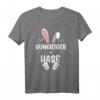 Hungriger Hase Oster T-Shirt Partnerlook - Lustiges Familienoutfit für Ostern, Ostereiersuche & Osternest Suche