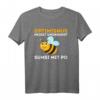 Lustiges Ironie T-Shirt mit Spruch - Optimismus heißt umgekehrt Sumsi mit Po als Geschenk zum Geburtstag oder Weihnachten für Freunde mit Humor