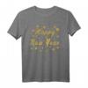 Happy New Year Neujahr Silvester 2023 T-Shirt für Männer, Frauen & Kinder – Lustiges Motiv für Silvesterparty & Jahresbeginn