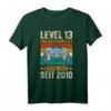 Lustiges 13. Geburtstag T-Shirt für Jungen und Mädchen - Witzige Geschenkidee & Deko für Teenager 2010