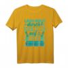 Lass Mich Durch Ich Muss Aufs Sofa - Lustiges Spruch T-Shirt für Couch-Liebhaber und TV-Fans