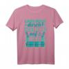 Lass Mich Durch Ich Muss Aufs Sofa - Lustiges Spruch T-Shirt für Couch-Liebhaber und TV-Fans