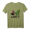 Lustiges Weihnachtskatzen T-Shirt mit frecher Miezekatze und Weihnachtsbaum - Perfektes Geschenk für Katzenpapa & Katzenmama in der Weihnachtszeit
