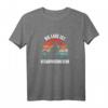 Lustiges Mallorca Party T-Shirt mit Katze und Weinmotiv - Perfekt für Urlaub, Malle Tour & Weinliebhaber