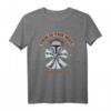 Star Wars The Mandalorian Galaxy’s Greetings T-Shirt – Offizielles Holiday Weihnachts Shirt für Fans, Disneyland & Geschenk