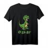 Kinder Dino Dinosaurier Name Oskar T-Shirt – Personalisierte Dino Geschenke für Jungen, Geburtstags- und Weihnachtsgeschenke