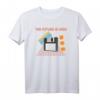The Future Is Here Vintage Diskette T-Shirt - Nostalgisches Retro Design für Nerds, Gamer & Technikfans