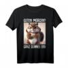 Guten Morgen! Dünnes Eis Kaffee Spruch T-Shirt – Lustiges Geschenk für Morgenmuffel, Schichtarbeiter & Katzenliebhaber
