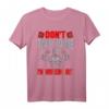 DON'T TALK TO ME I'M WORKING OUT T-Shirt - Humoriges Fitness Shirt für Sportler, klassisch geschnitten, doppelt genähter Saum