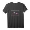 Damen T-Shirt mit Spruch 'Zum Reiten Geboren Zur Schule Gezwungen' – Lustiges Pferde- und Reitsport-Shirt für Reitermädchen & Pferdeliebhaberinnen