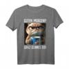 Guten Morgen Ganz Dünnes Eis Kaffee Spruch T-Shirt – Lustiges Geschenk für Morgenmuffel, Schichtarbeiter & Katzenliebhaber