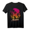 Miami 80er Sommer Strand Palme Sonnenuntergang T-Shirt - Retro tropisches Urlaubsdesign für Sommer, Strand und Urlaub