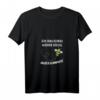 Völlig untersommert Sommer T-Shirt mit V-Ausschnitt – Lustiges Motiv für Sonnenliebhaber, Strandurlaub & Mallorca-Fans
