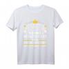 Der Fachlagerist Betritt Den Raum – Lustiges Lagerarbeiter T-Shirt mit Berufssprüchen für Lager & Logistik, Gabelstaplerfahrer & Nachtschicht