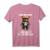 Ich Bin Mit Vorsicht zu Genießen Lustiges Teddy Spruch T-Shirt – Humorvolles Geschenk für Teddybär Liebhaber, Papas & Mamas