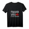 Finger Weg - Schon Vergeben T-Shirt für Vergebene - Humorvolles Valentinstagsgeschenk & Beziehungszeichen