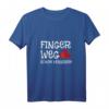 Finger Weg - Schon Vergeben T-Shirt für Vergebene - Humorvolles Valentinstagsgeschenk & Beziehungszeichen
