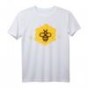 Bienenwabe mit Bienenmotiv weiss – Naturschutz T-Shirt für Bienenschützer, Imker und Honigfans