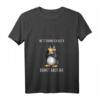 Lustiges Damen T-Shirt mit Pinguin Spruch - Ironisches Statement mit V-Ausschnitt, perfekte Geschenkidee für Freunde und Kollegen
