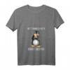 Lustiges Damen T-Shirt mit Pinguin Spruch - Ironisches Statement mit V-Ausschnitt, perfekte Geschenkidee für Freunde und Kollegen