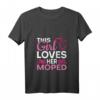 Damen Dieses Mädchen Liebt Ihre Simson-S51 Moped T-Shirt mit V-Ausschnitt – Coole Geschenkidee für junge Mopedfans, Geburtstags- und Vatertagsgeschenk