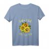 Damen Hundemotiv T-Shirt mit Spruch - Just A Girl Who Love Dogs, Trendiges Dog Mom Shirt für Hundeliebhaberinnen