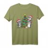 Weihnachtspinguin T-Shirt mit Weihnachtsbaum - Lustiges Festtags-Shirt für Heiligabend & Weihnachtsmarkt