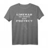American Football Lineman to Serve and Protect T-Shirt – Perfektes Geschenk für Football Fans, Coaches & Spieler zu Weihnachten, Geburtstag & Valentinstag