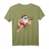 Weihnachten im Juli Weihnachtsmann am Strand T-Shirt – Humorvolles Sommer-Weihnachtsdesign für Surfer und Strandfans