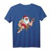 Weihnachten im Juli Weihnachtsmann am Strand T-Shirt – Humorvolles Sommer-Weihnachtsdesign für Surfer und Strandfans